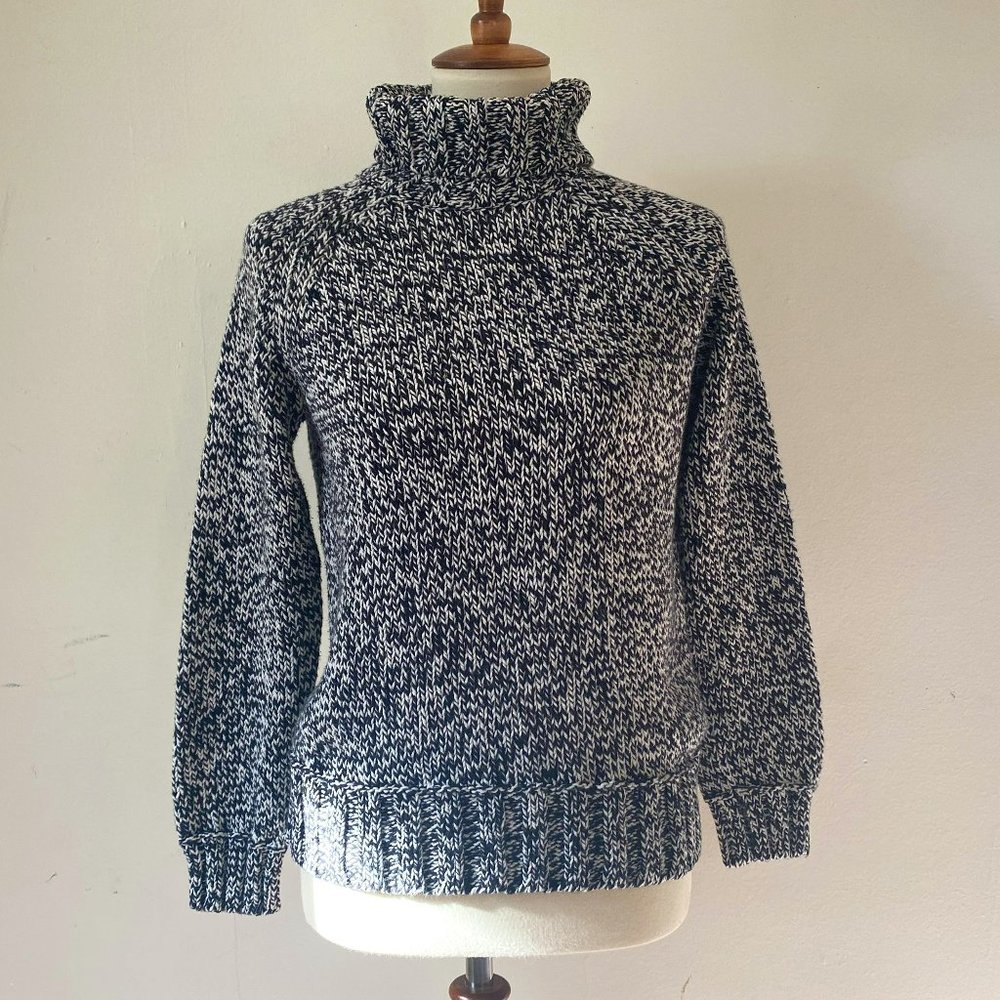 Liz Claiborne Turtleneck Sweater Black & White Salt & Pepper Sweater size S